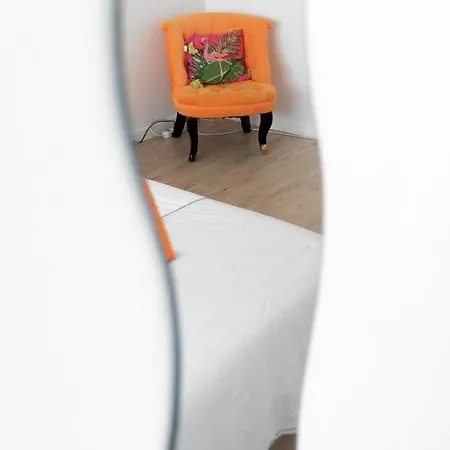 Mama With Aircon Including Parking 2 Cars Apartment Colmar Exterior photo