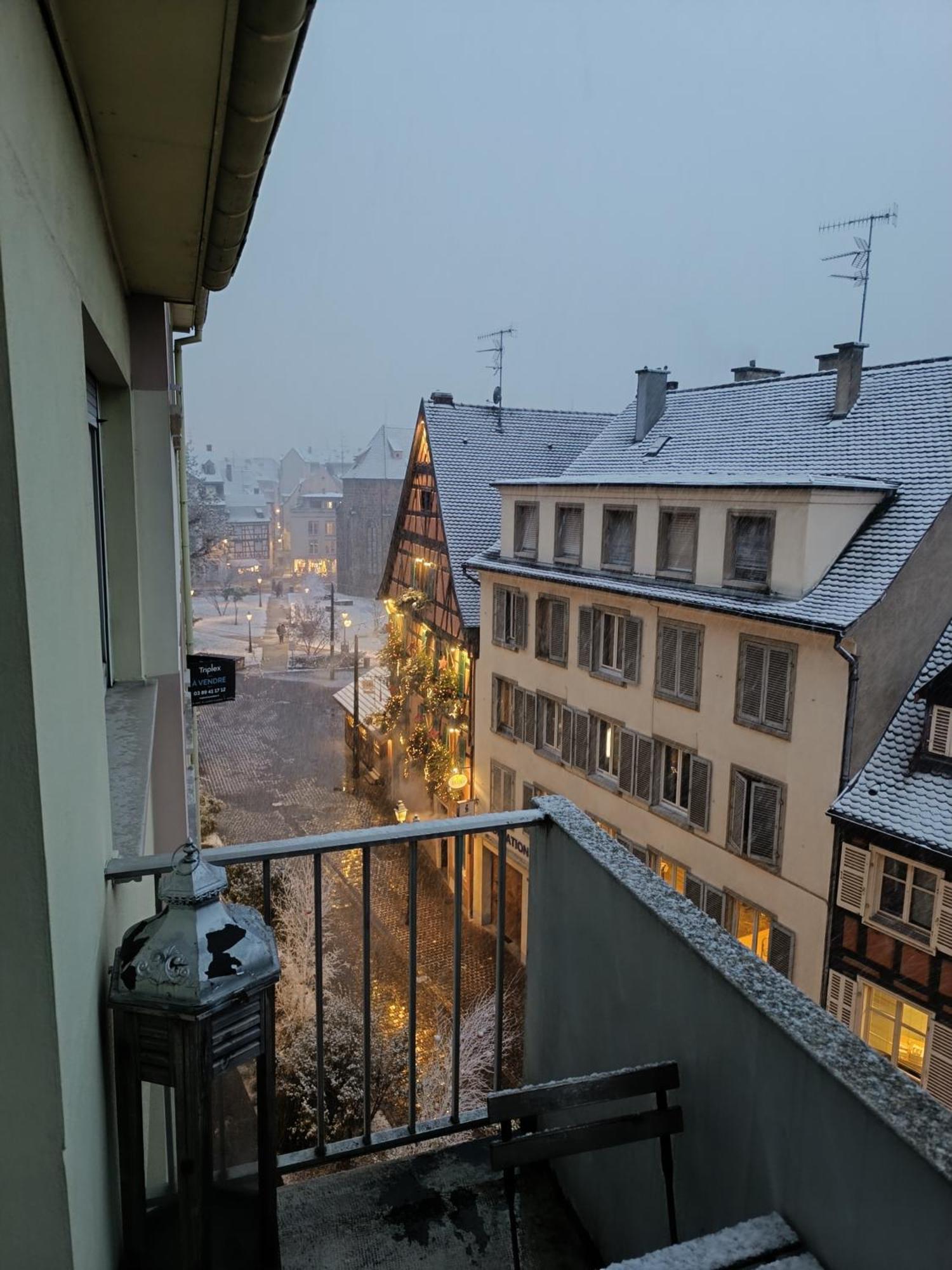Mama With Aircon Including A Parking Space At 300 Meters Apartment Colmar